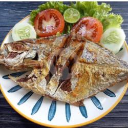 Ikan Kuwe Goreng Kering