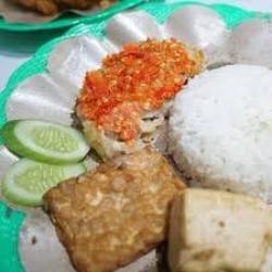 Nasi Tahu Tempe Kremes   Sambal Lalap