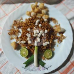 Mie Gaul Bakso Huah