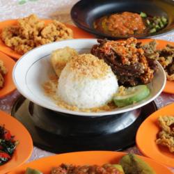 Bebek Goreng Sambel Bawang   Nasi