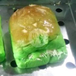 Roti Pandan Kukus Nanas