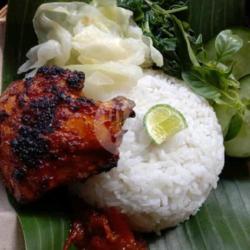 Nasi Tempong Ayam Bakar Madu