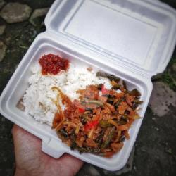 Nasi Sayur Oseng Kacang Panjang