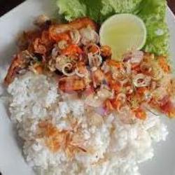 Nasi Geprek Ayam Sambal Matta