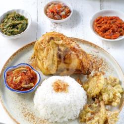 Paket Kenyang Ayam Goreng Rempah