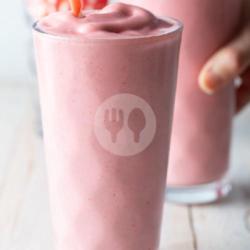 Strawberry Milk Smoothies