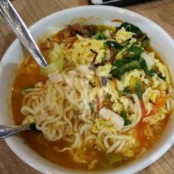 Mie Ceplok Kuah