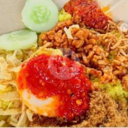 Nasi Kuning Plus Telor Balado