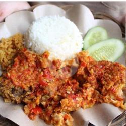 Paket Nasi Ayam Geprekk