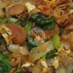 Kwetiau Goreng/kuah Sosis