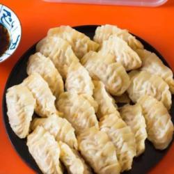 Mandu Gyoza Kukus Isi Ayam Extra Cheedar Cheese 10 Pcs