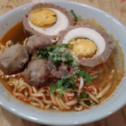 Bakso Telur Kuah Merah Pedas