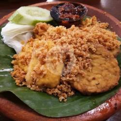 Tahu Tempe Goreng Serundeng Nasi