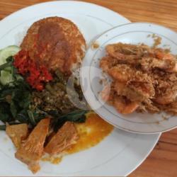 Nasi Udang Goreng Kering