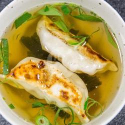 Gyoza Soup