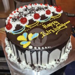 Kue Tart Super Besar