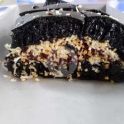 Black Keju Kacang Coklat