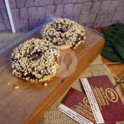 Donut Coklat Kacang