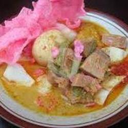 Lontong Gulai Nangka  Telur