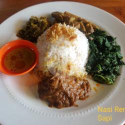 Nasi Rendang Sapi