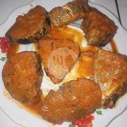 Nasi Ikan Tongkol Asam Pedas