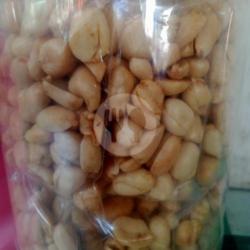 Kacang Goreng Asin