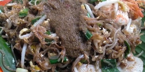 Mie Balap Seafood, Tembakau Deli