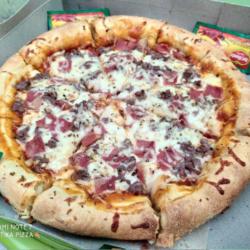 Pizza M American Beef