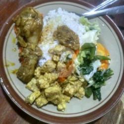 Nasi Campur Ayam Kecap