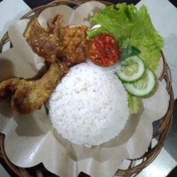 Nasi Ayam Penyet Kepala