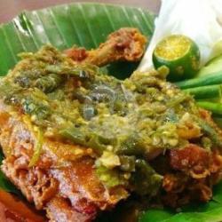 Ayam Penyet Cabai Hijau Tanpa Nasi