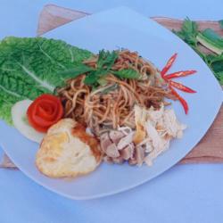 Mie Goreng Spesial(telur, Ayam , Bakso)