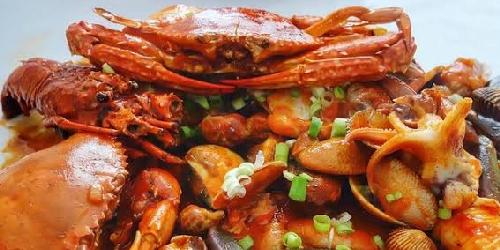 Bunda's Seafood, Babakan Cikao