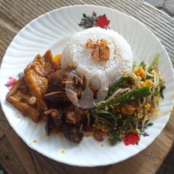 Nasi Bali Ati Ampela