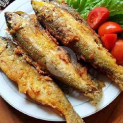 3 Ikan Pindang Bandeng Goreng