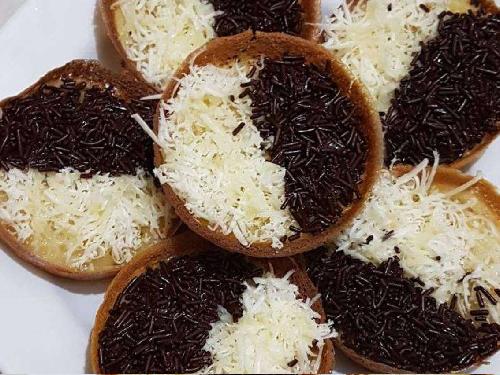 Kue Bandung Mini Dan Aneka MinumanThree Fa