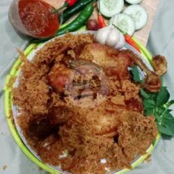 Ayam Pejantan Utuh Kremes