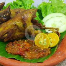 Burung Puyu Goreng