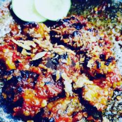 Ayam Geprek Bakar Madu (pedas Sedang/pedas/pedas Banget)