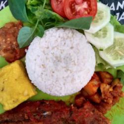 Nasi Rames Balado Kembung   Minuman Dingin