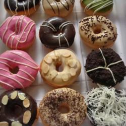 Donat Premium Toping Glaze