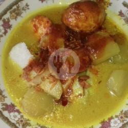 Lontong Sayur Telur