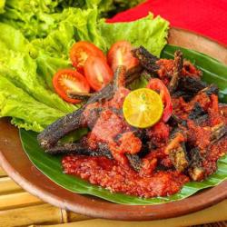 Belut Goreng Sambal Pedes Manis