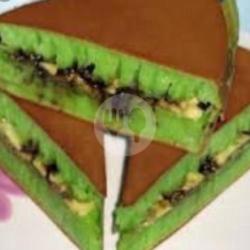 Martabak Bangka Kismis Pandan