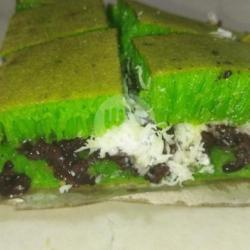 Terang Bulan Ketan Hitam Pandan(sedang)