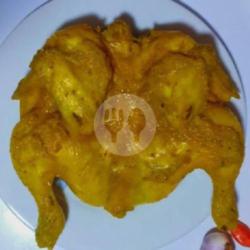 Ayam Ungkep Utuh Bumbu Kuning