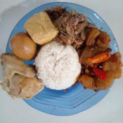 Nasi Gudek Komplit