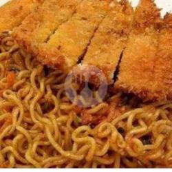 Mie Chicken Katsu Cabe Merah