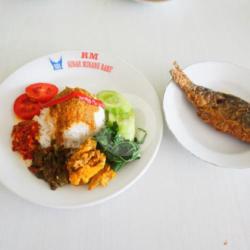 Nasi Ikan Mas Goreng