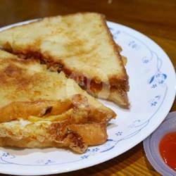 Sandwich Goreng Mozzarella Telur